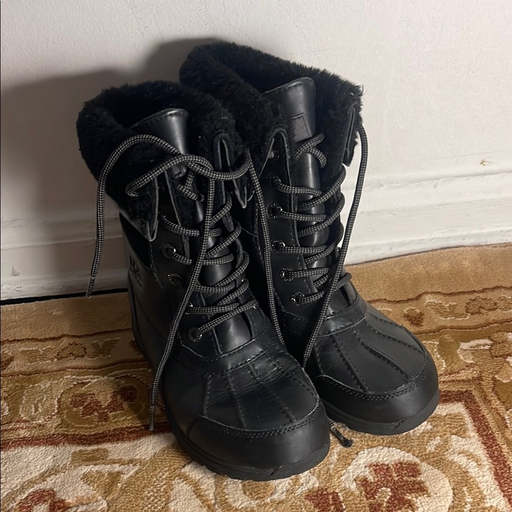 Kids unisex winter boots UGGS